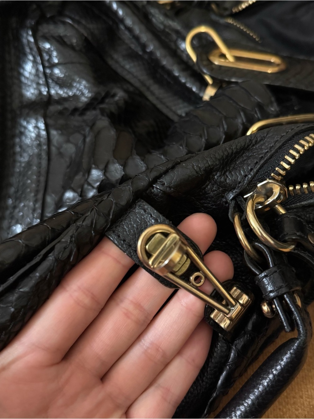 Authentic Chloe Python Paraty handbag - Picture 4 of 8